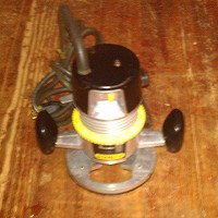 Stanley Router 1-1/4 HP 